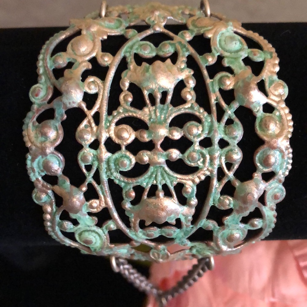 Gorgeous Vintage Cuff Bracelet - Picture 4 of 5